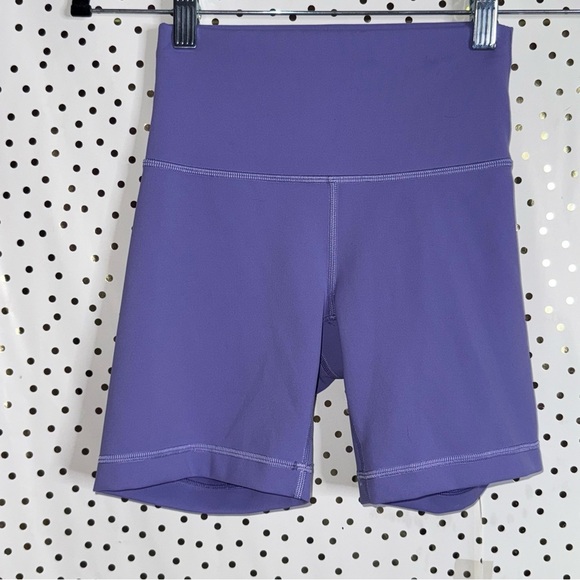 Lululemon Purple High-Waisted Shorts - Picture 1 of 8